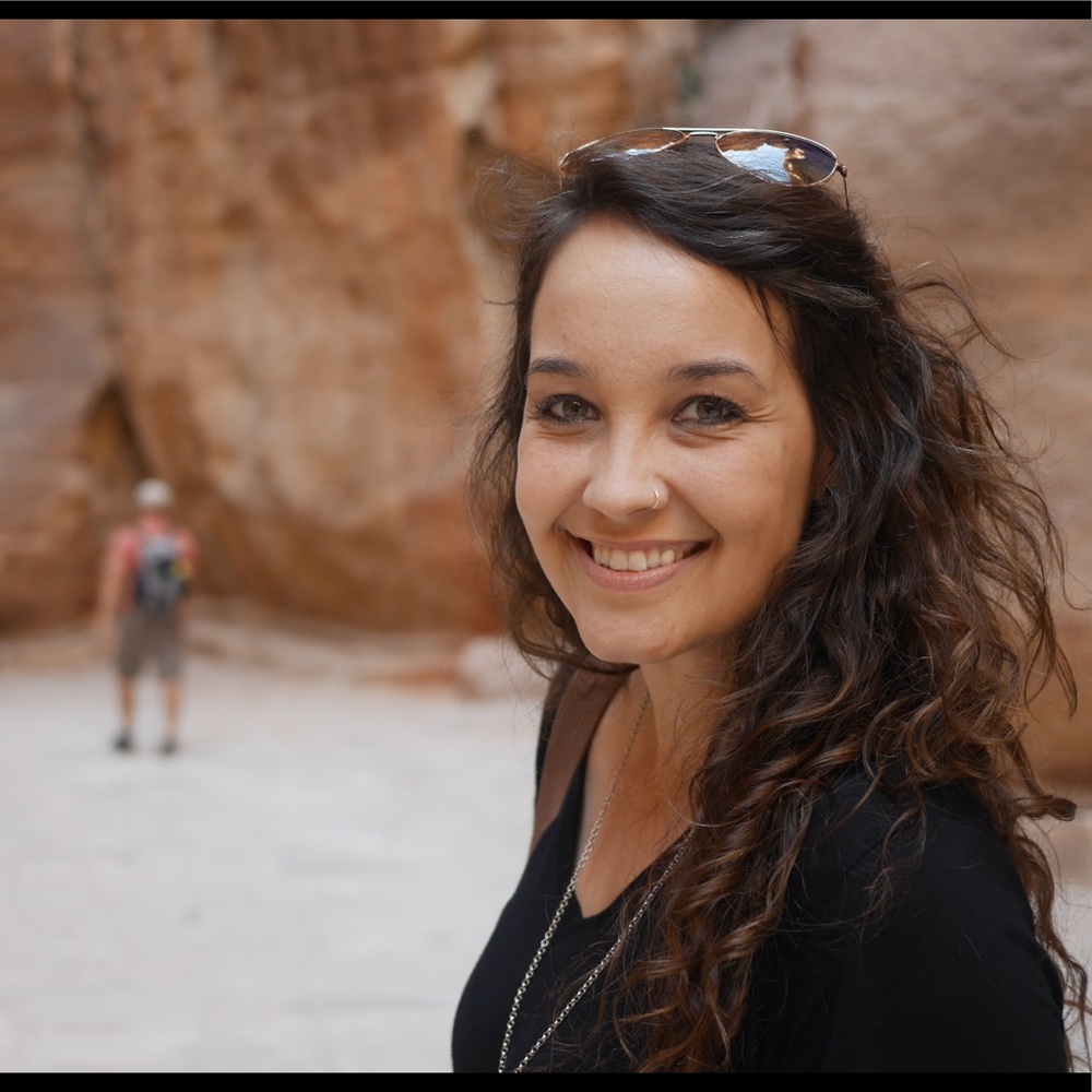 Meet your Posher, Jessica